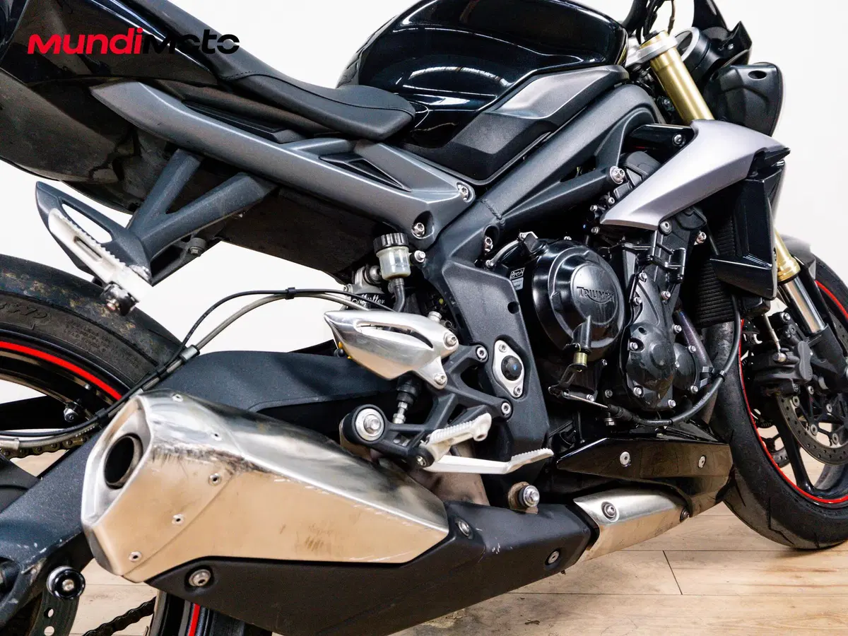 Triumph Street Triple ABS (2013 - 17) (3)