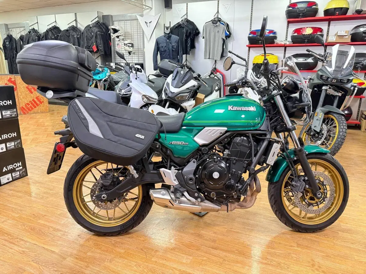 Kawasaki Z 650 RS (2022 - 24) (2)