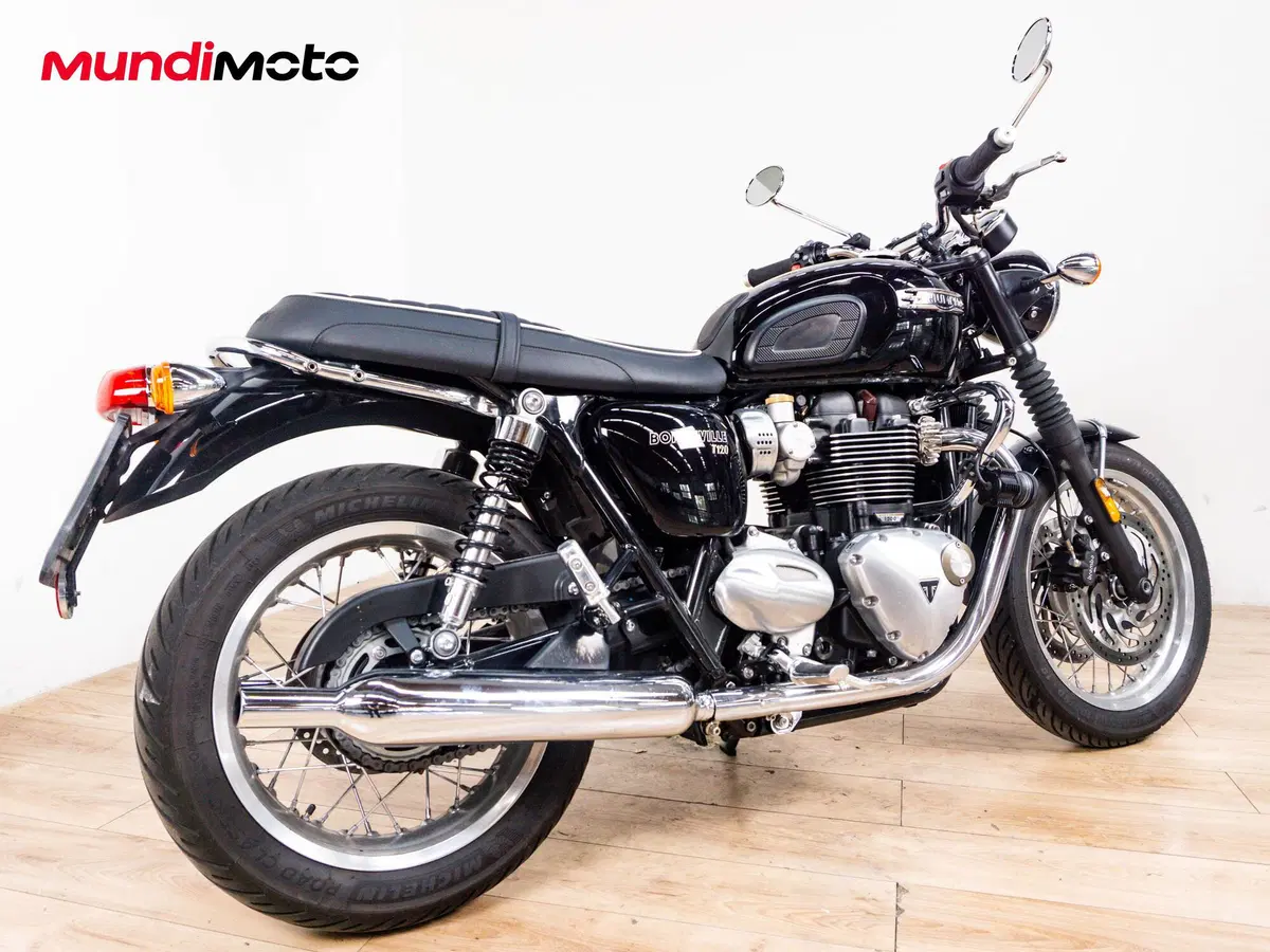 Triumph Bonneville T120 (2026) (3)