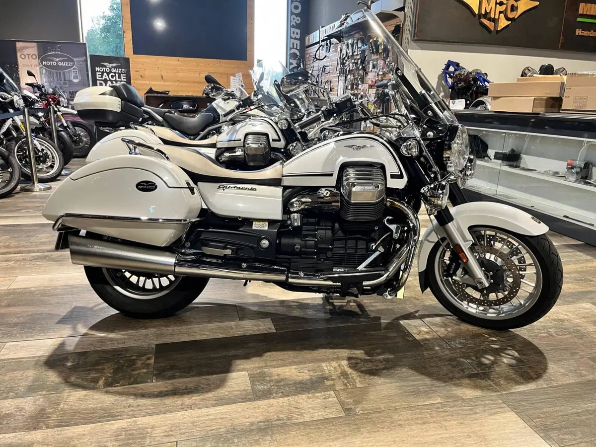 Moto Guzzi California 1400 Touring (2012 - 16) (2)
