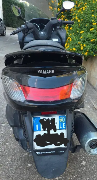 Yamaha Majesty 400 (2004 - 08) usata