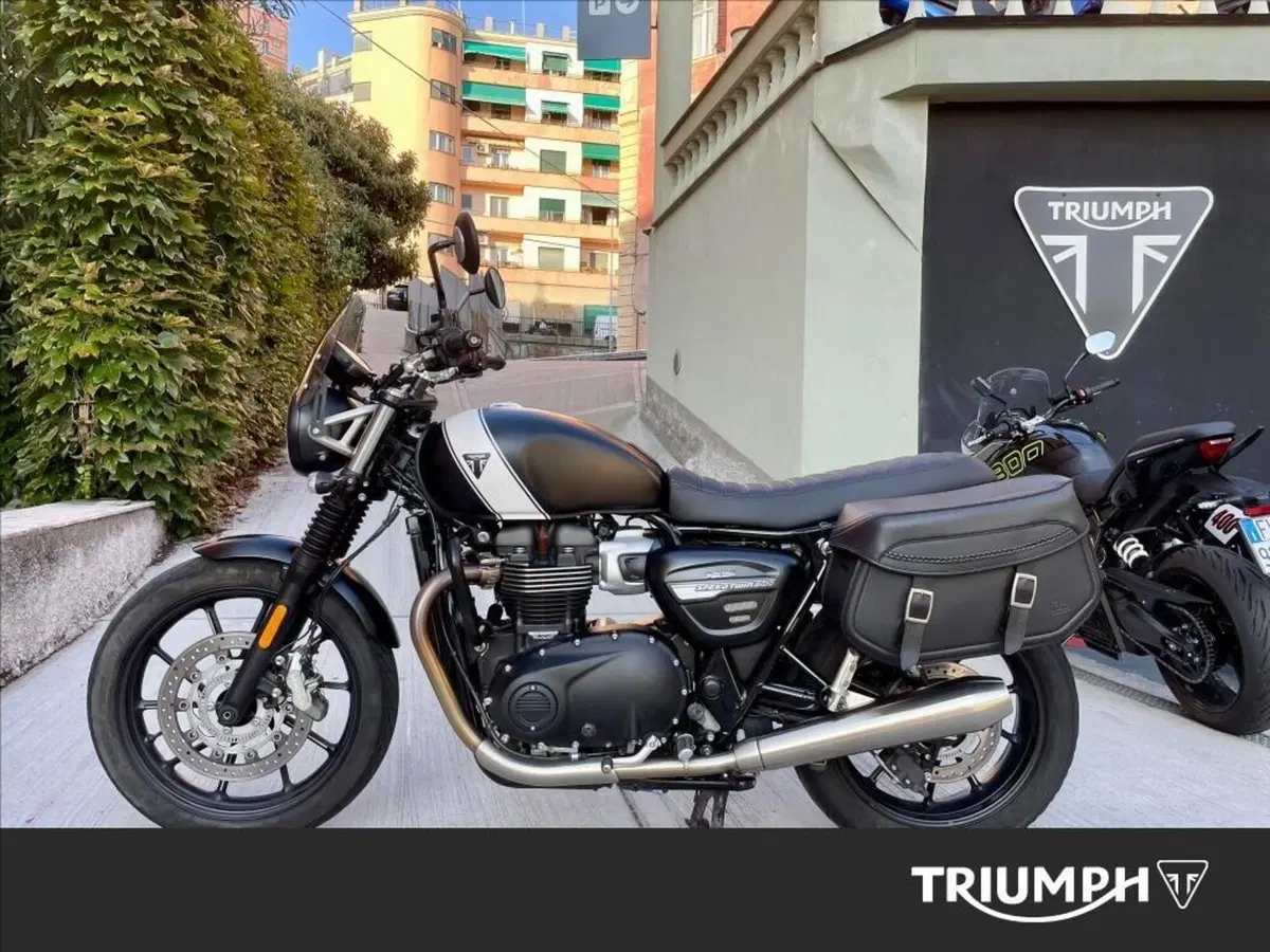 Triumph Speed Twin 900 (2023 - 24) (2)