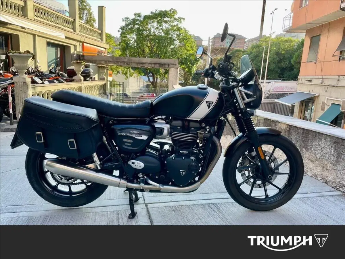 Triumph Speed Twin 900 (2023 - 24) (4)