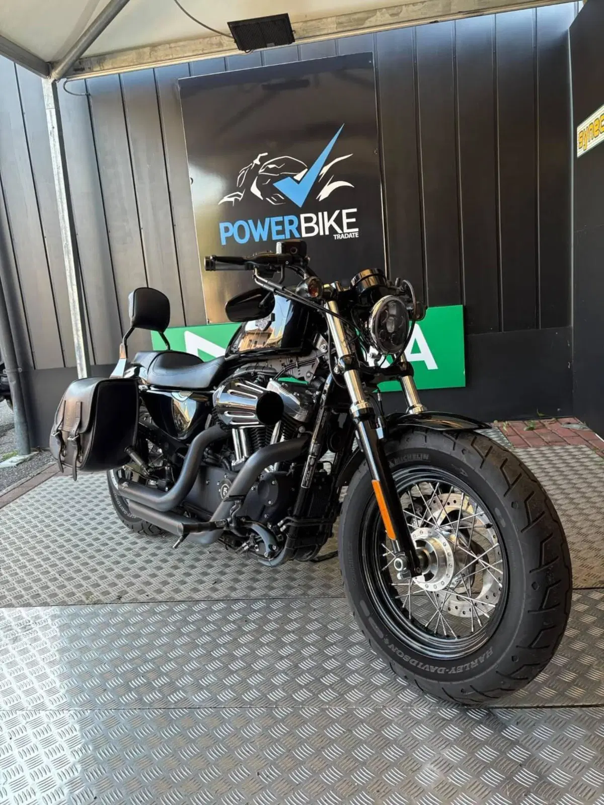 Harley-Davidson 1200 Forty-Eight (2010 - 15) (2)