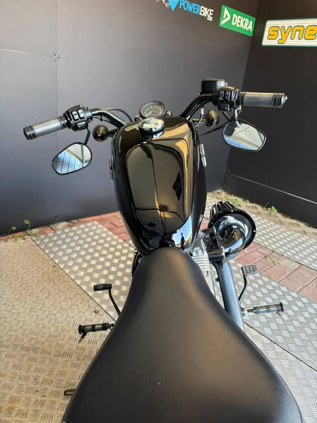 Harley-Davidson 1200 Forty-Eight (2010 - 15) (9)