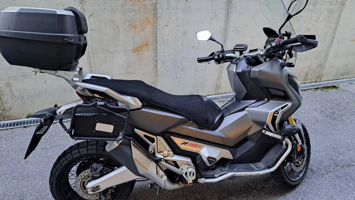Honda X-ADV 750 (2017) (5)