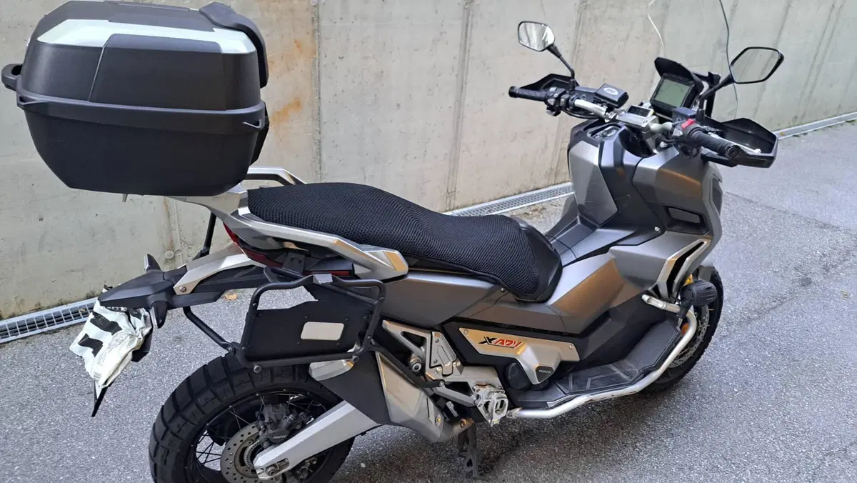 Honda X-ADV 750 (2017) (8)