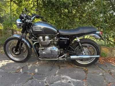 Triumph Bonneville T100 (2001 - 07) usata