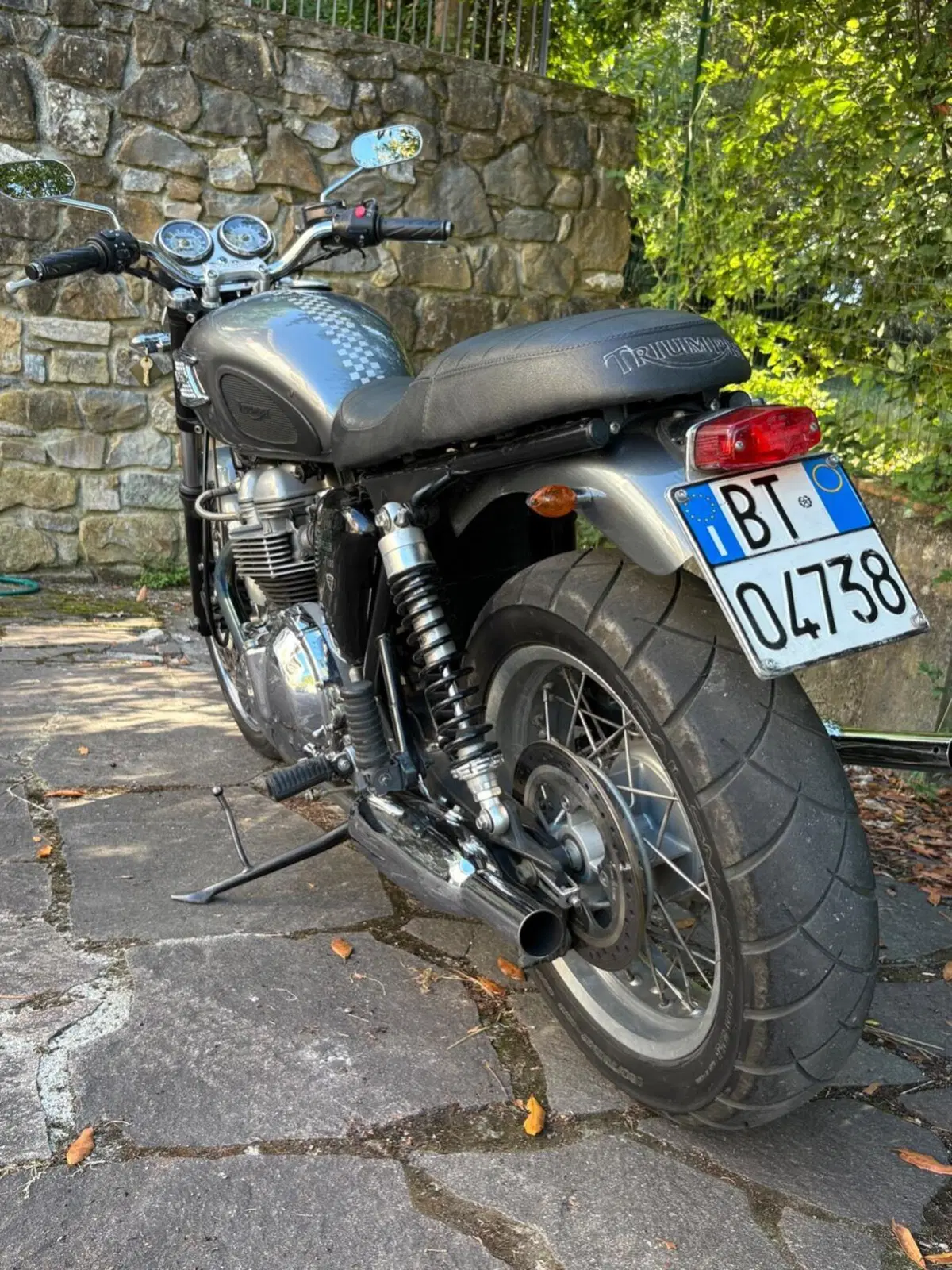 Triumph Bonneville T100 (2001 - 07) (4)