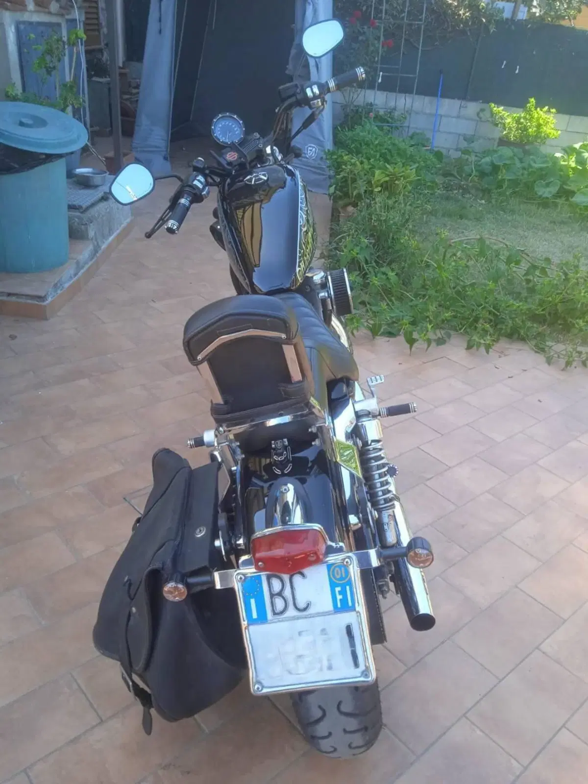 Harley-Davidson 883 Hugger (2001 - 02) - XLH (6)