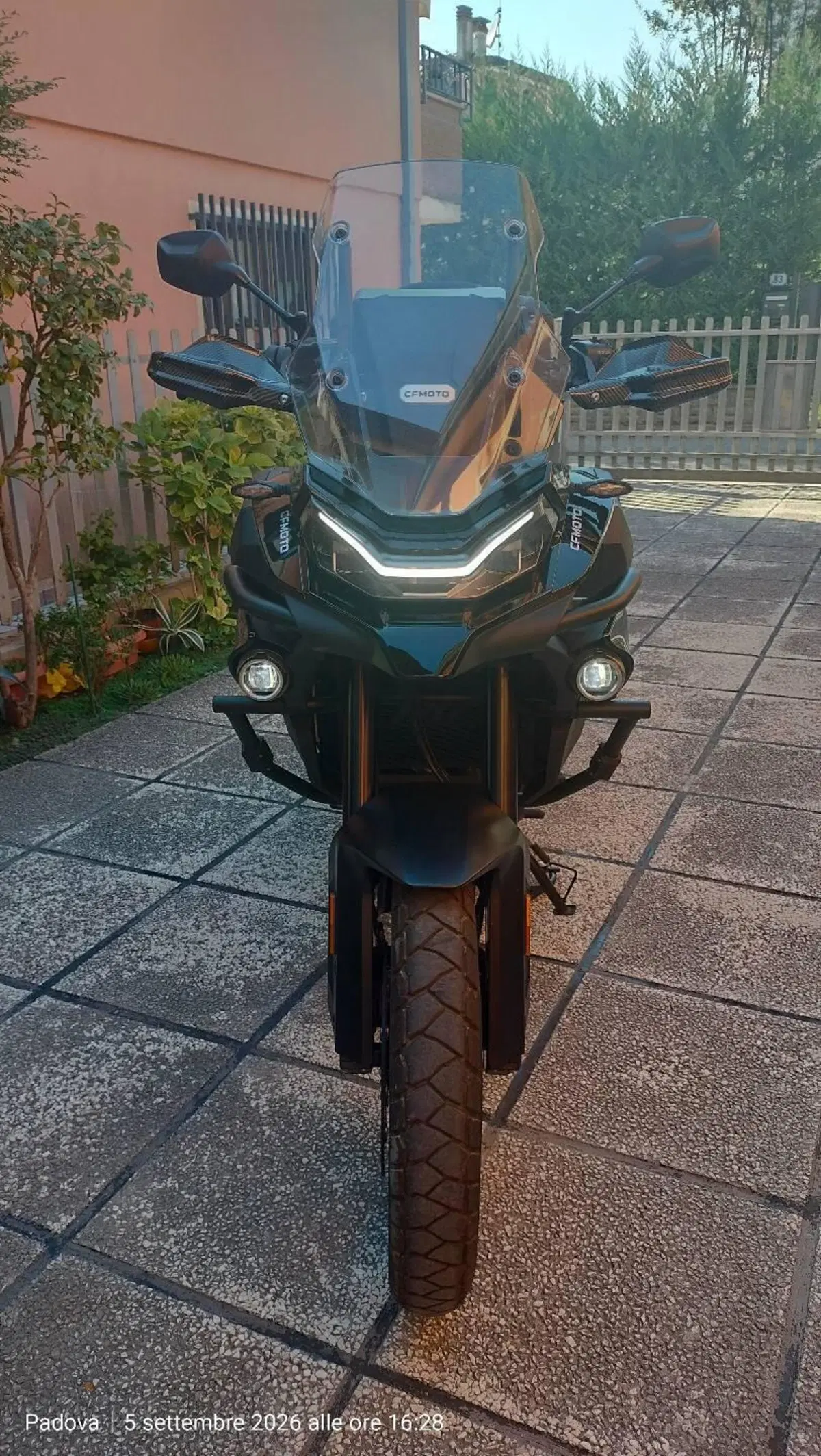 CFMOTO 800MT Explore (2023 - 26)