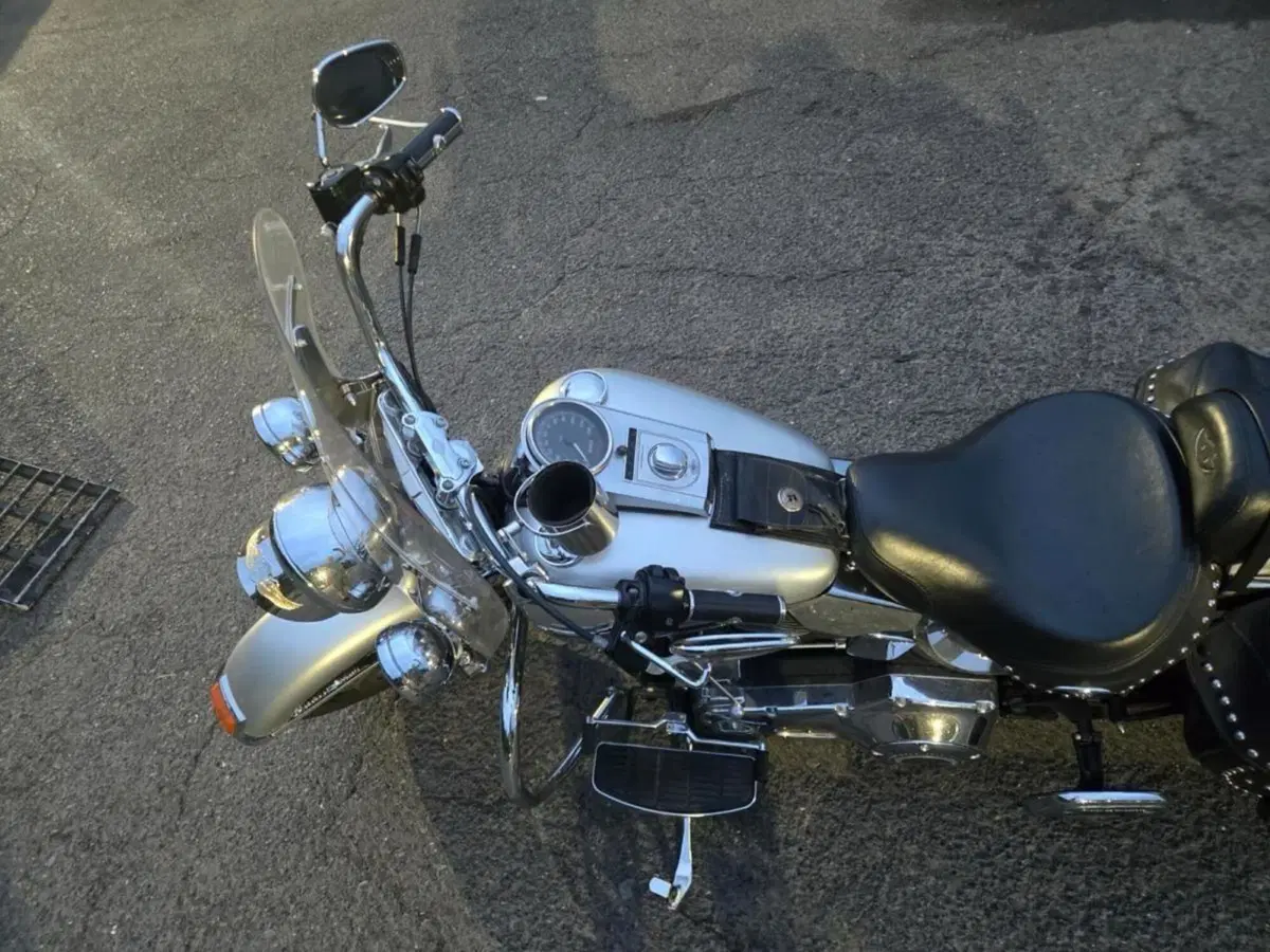 Harley-Davidson 1450 Heritage Classic (2003 - 05) - FLSTCI (3)