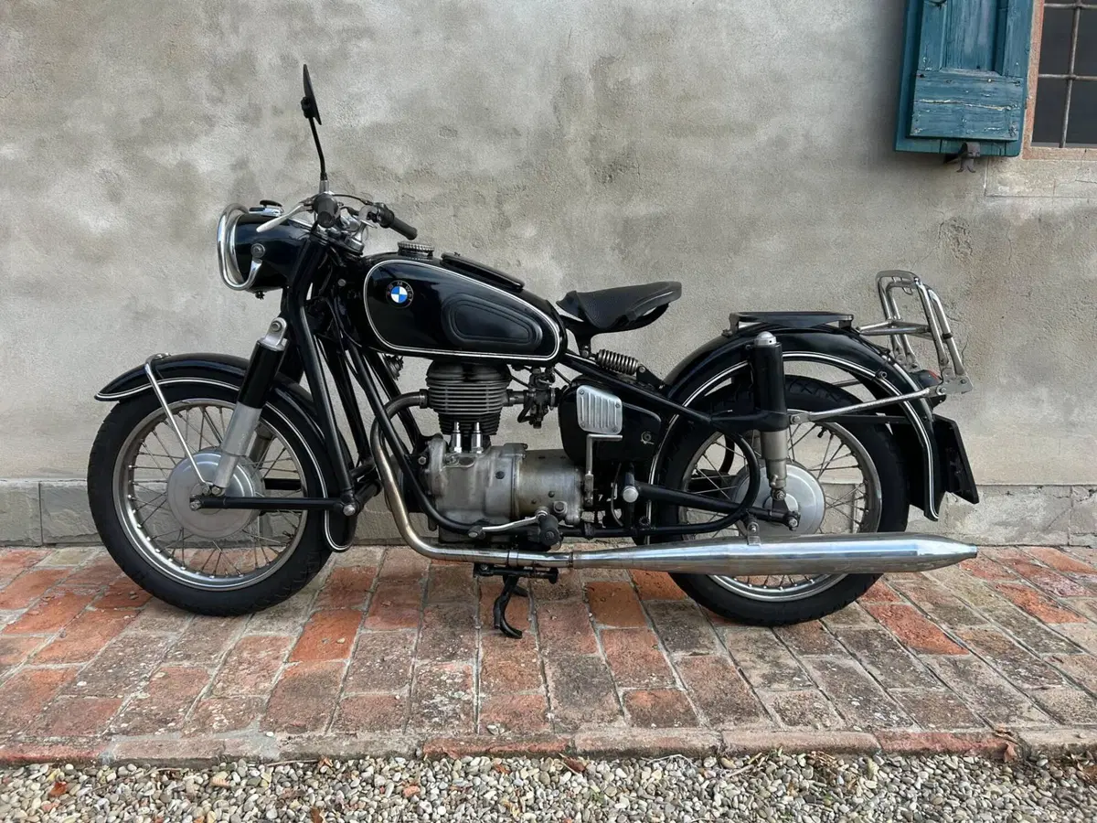 Bmw R26