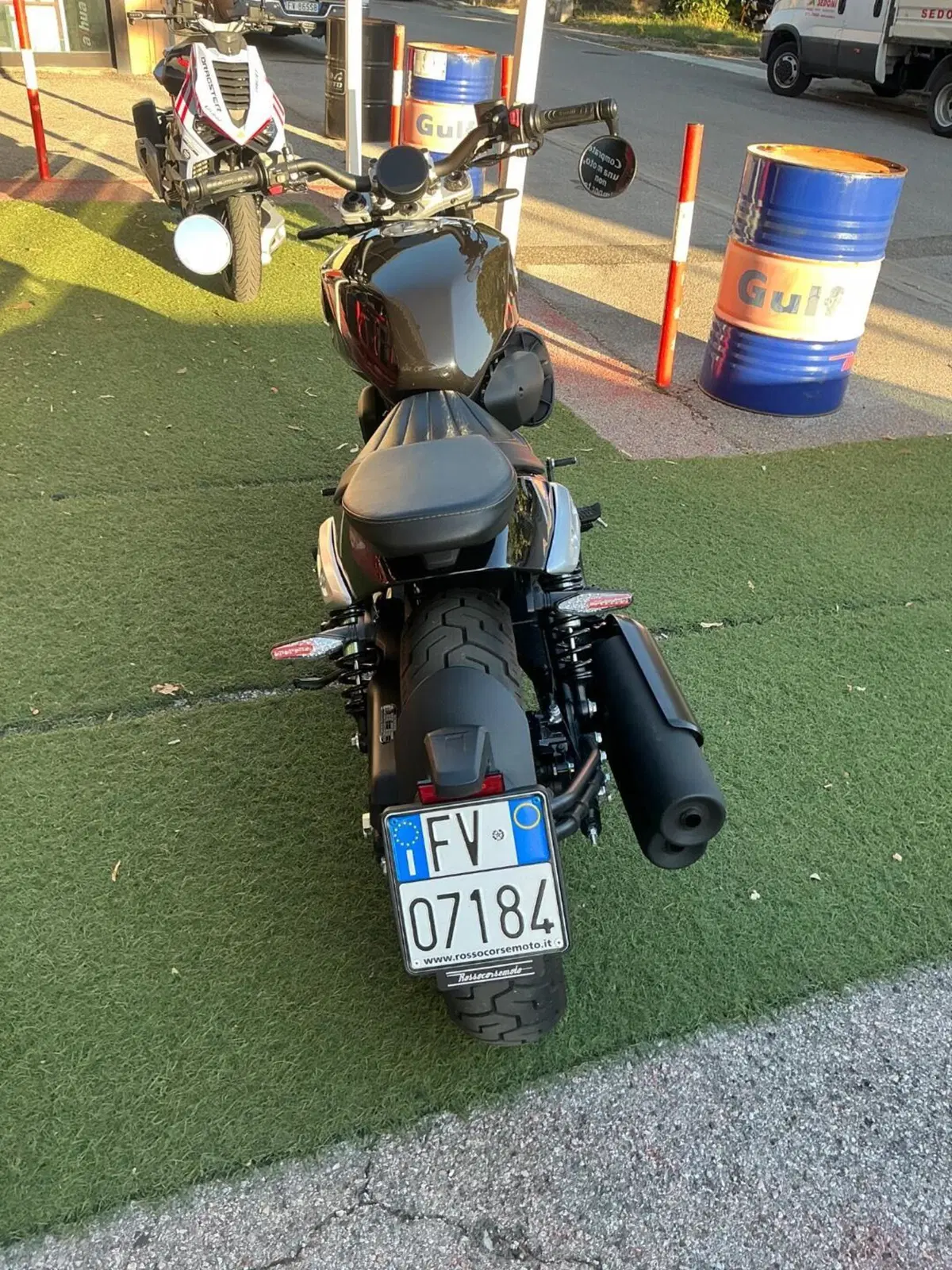 Benelli Leoncino 400 Bobber (2026) (10)
