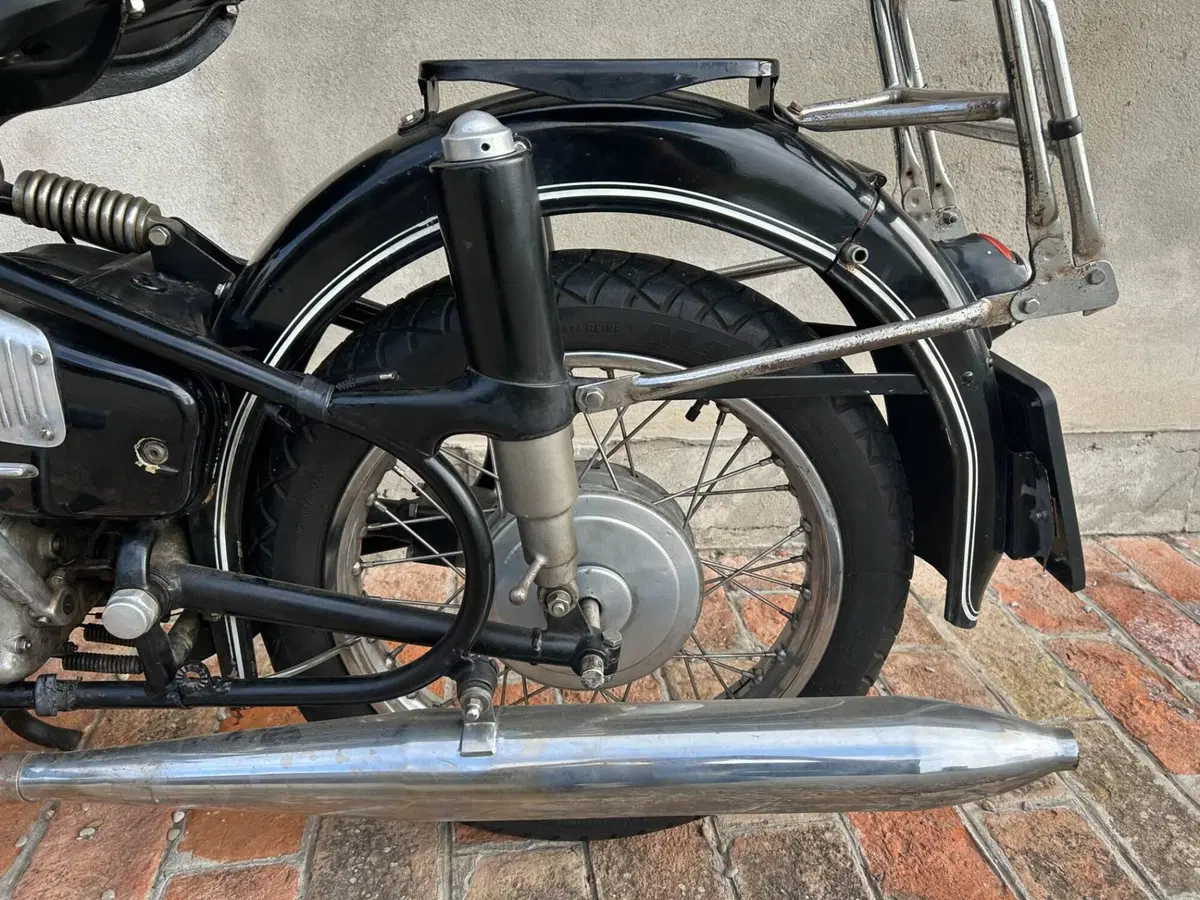 Bmw R26 (4)