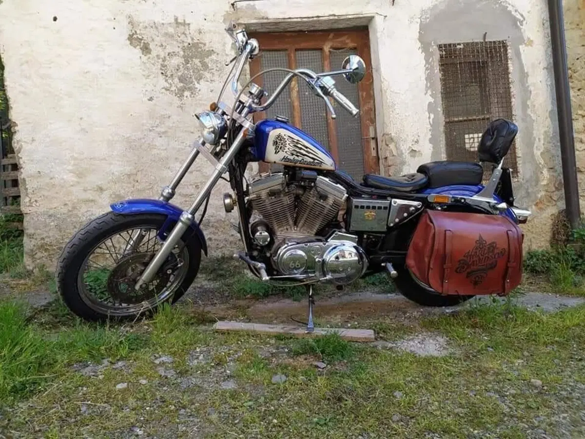 Harley-Davidson 883 Hugger (1992 - 93) - XLH (5)