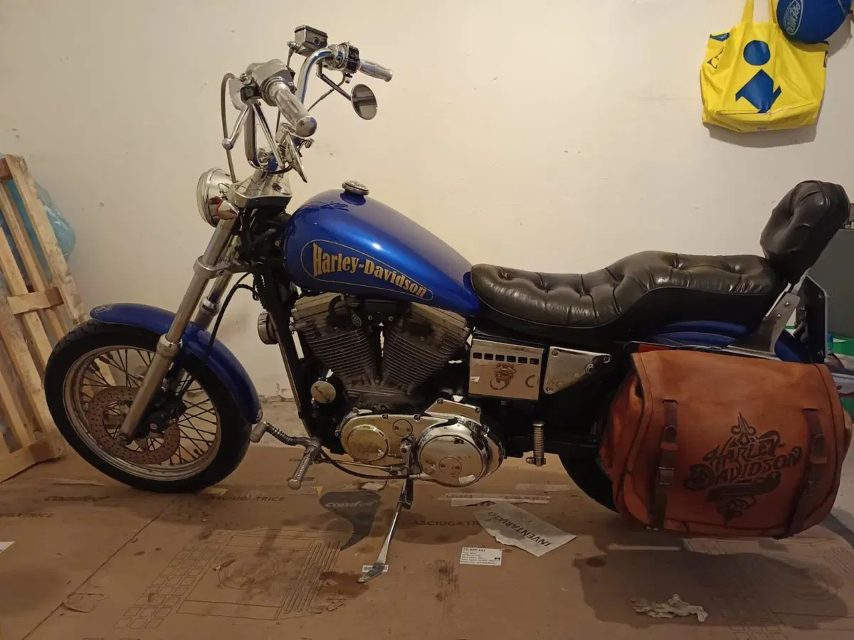 Harley-Davidson 883 Hugger (1992 - 93) - XLH (7)