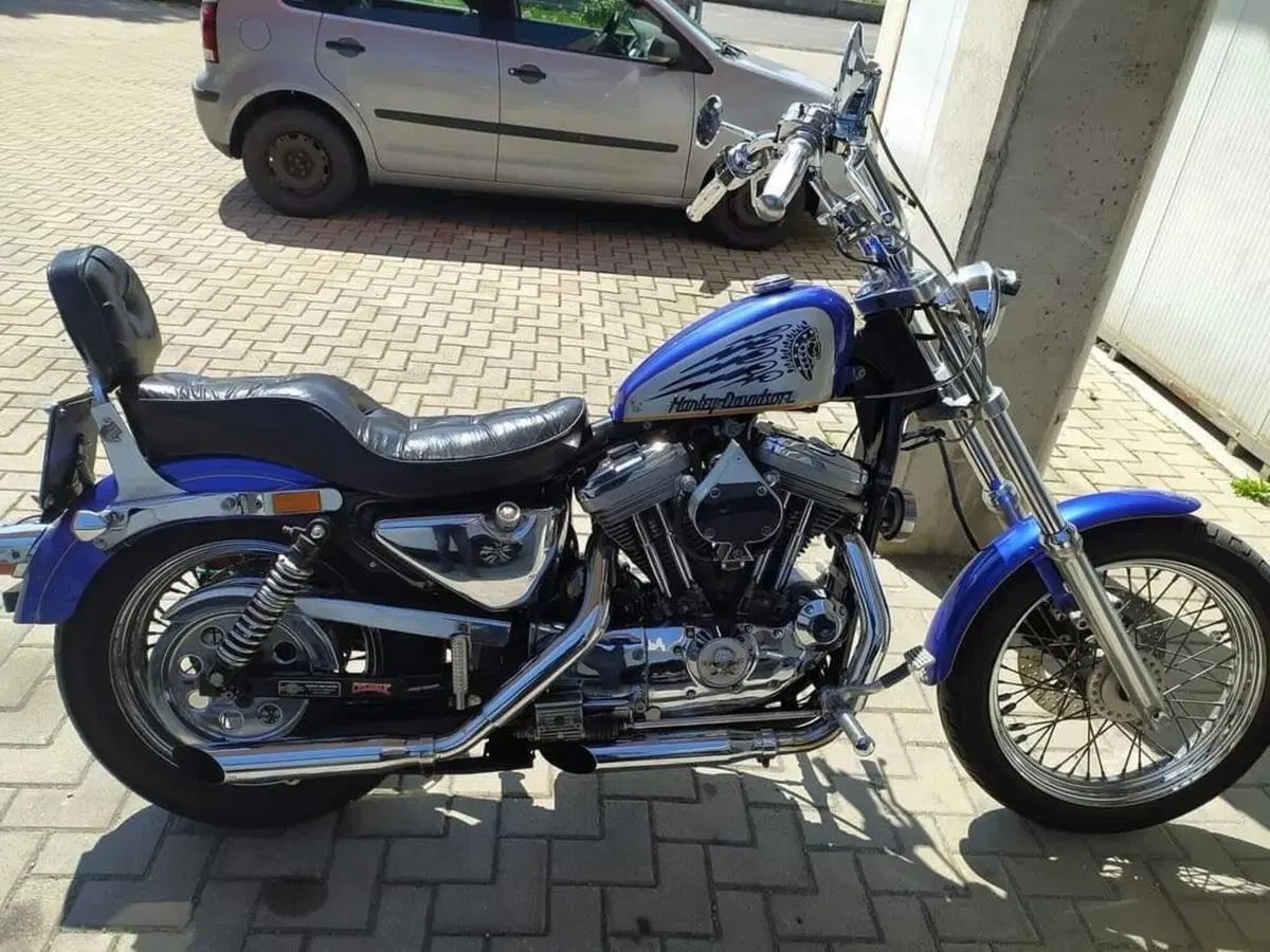 Harley-Davidson 883 Hugger (1992 - 93) - XLH (10)