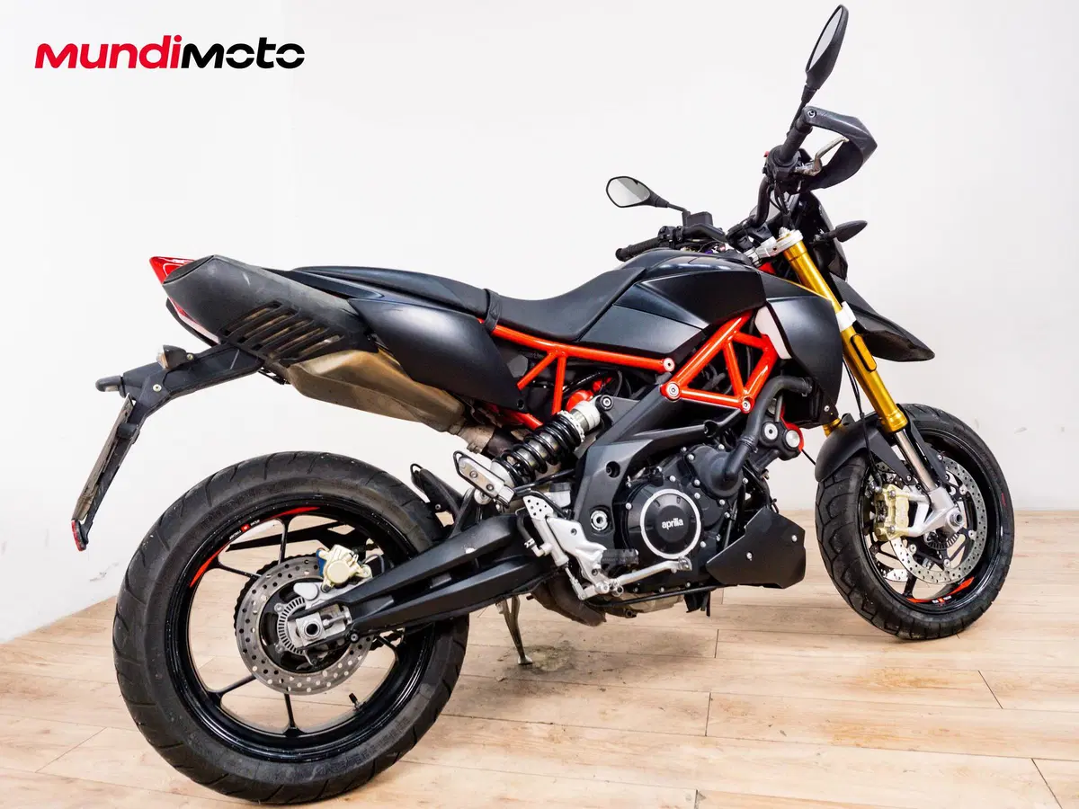 Aprilia Dorsoduro 900 (2017 - 20) (3)