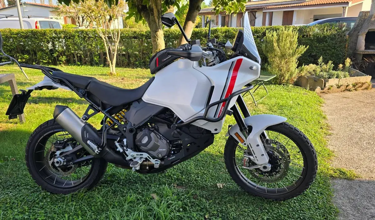Ducati DesertX (2022 - 25) (3)
