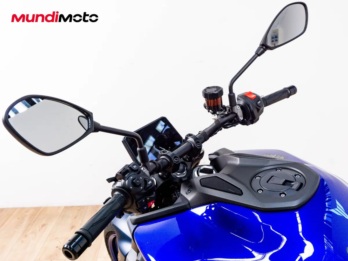 Yamaha MT-09 Y-AMT (2024 - 26) (11)
