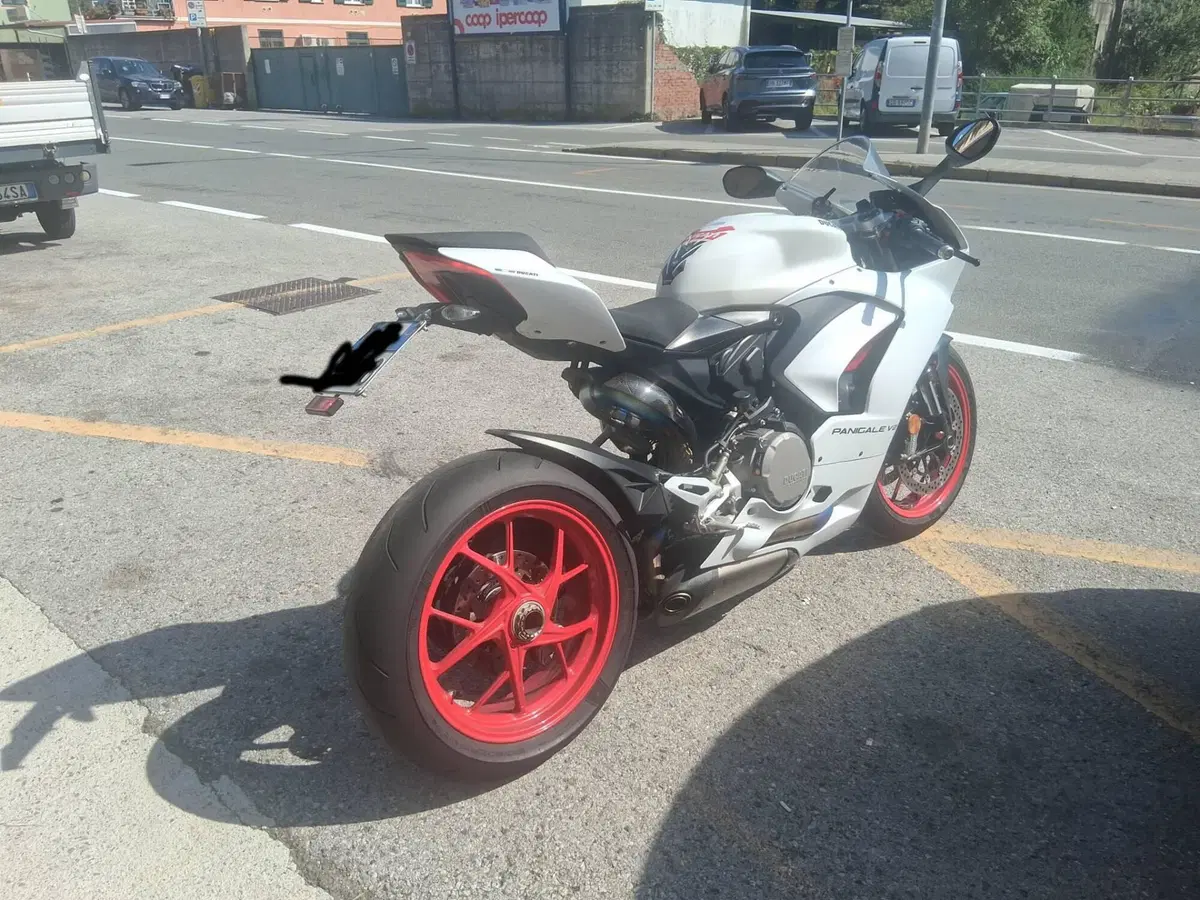 Ducati Panigale V2 (2021 - 24) (4)