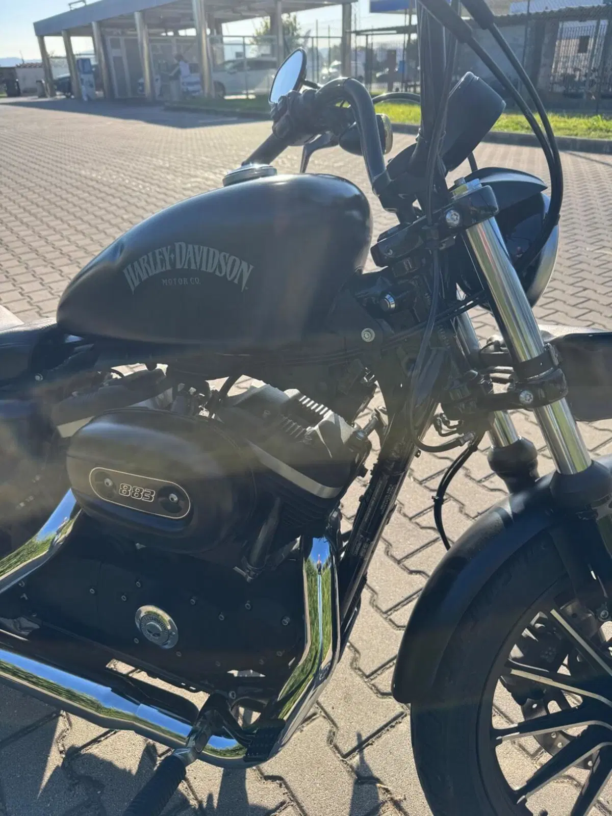Harley-Davidson 883 Iron (2014 - 16) - XL 883N (4)