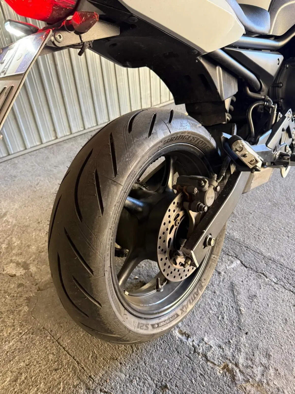 Yamaha XJ6 (2008 - 15) (5)