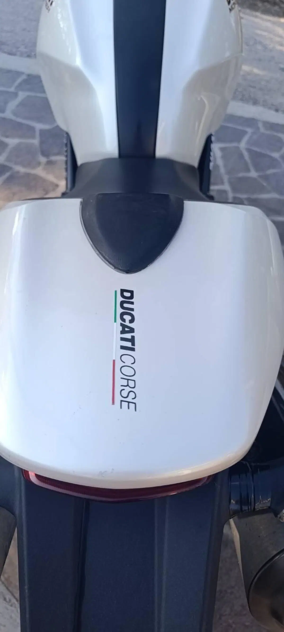 Ducati Monster 696 Plus (2007 - 14) (7)