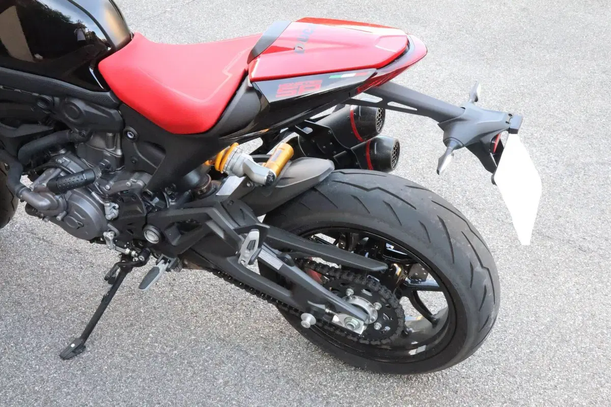 Ducati Monster 937 SP (2023 - 25) (4)