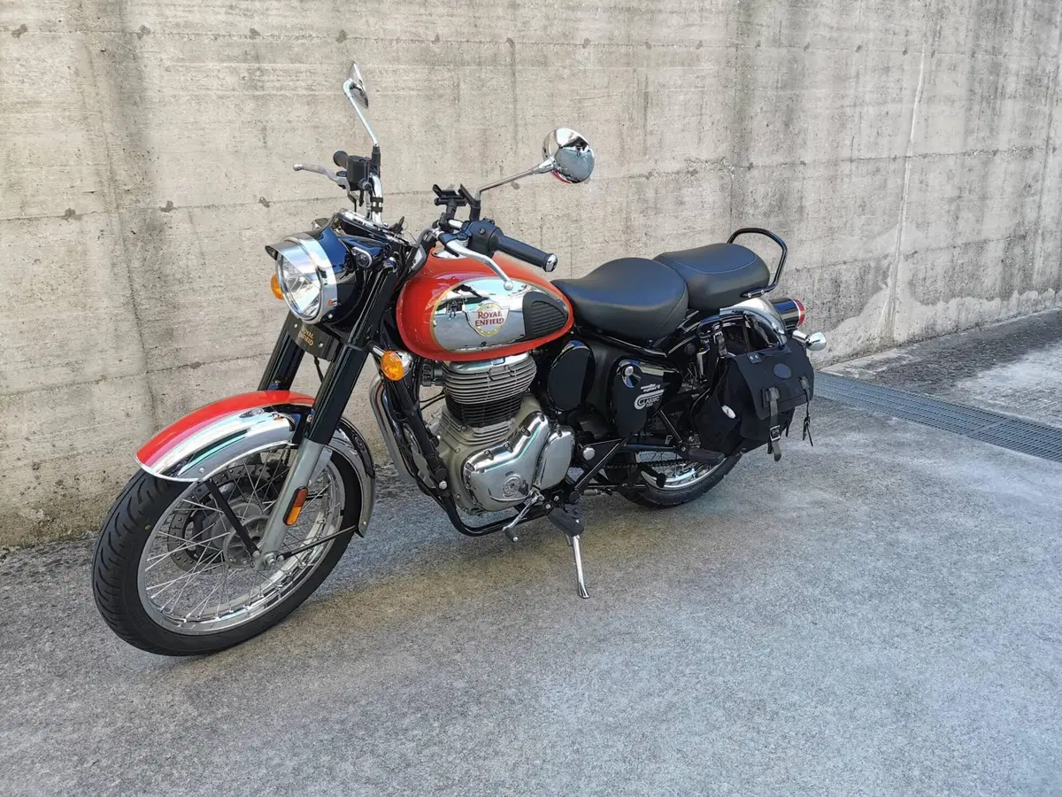 Royal Enfield Classic 350 (2021 - 26) (5)