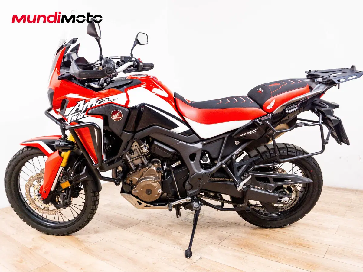 Honda Africa Twin CRF 1000L (2016 - 17) (6)