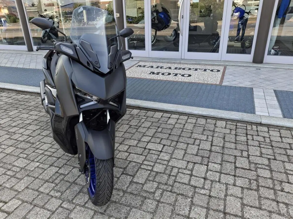 Yamaha X-Max 300 (2021 - 24) (6)