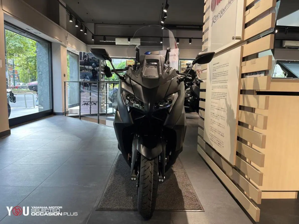 Yamaha T-Max 560 25th Anniversary (2026) (5)