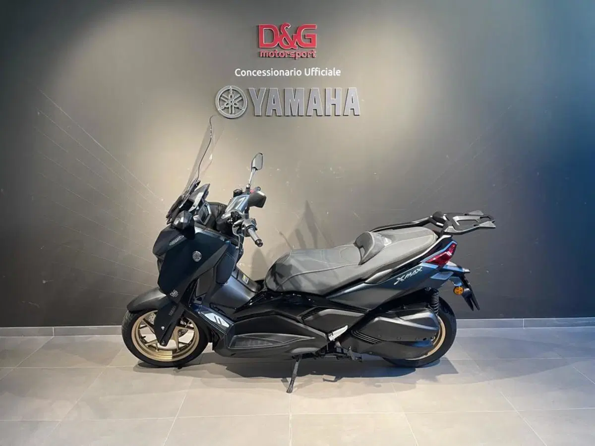 Yamaha X-Max 300 Tech Max (2021 - 24) (4)