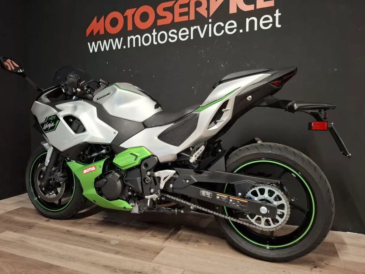 Kawasaki Ninja 7 Hybrid (2024 - 26) (3)