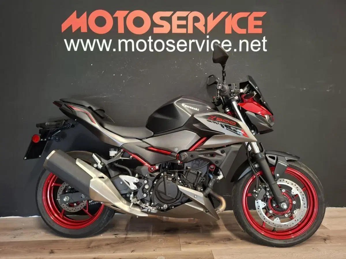 Kawasaki Z 500 SE (2024 - 26) (4)