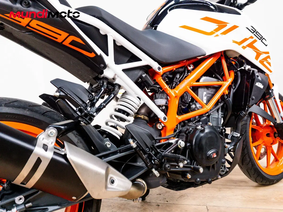 KTM 390 Duke (2021 - 23) (4)