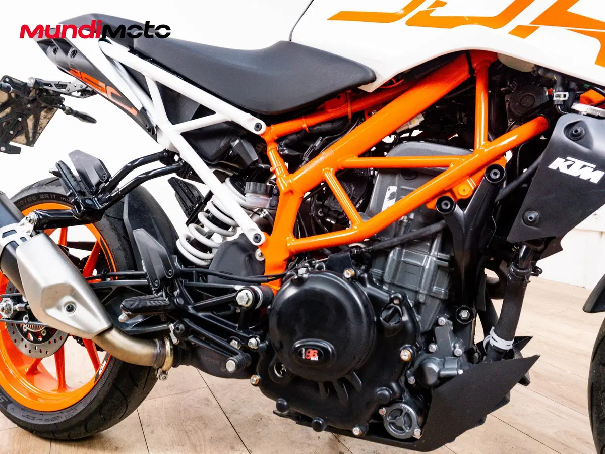 KTM 390 Duke (2021 - 23) (5)