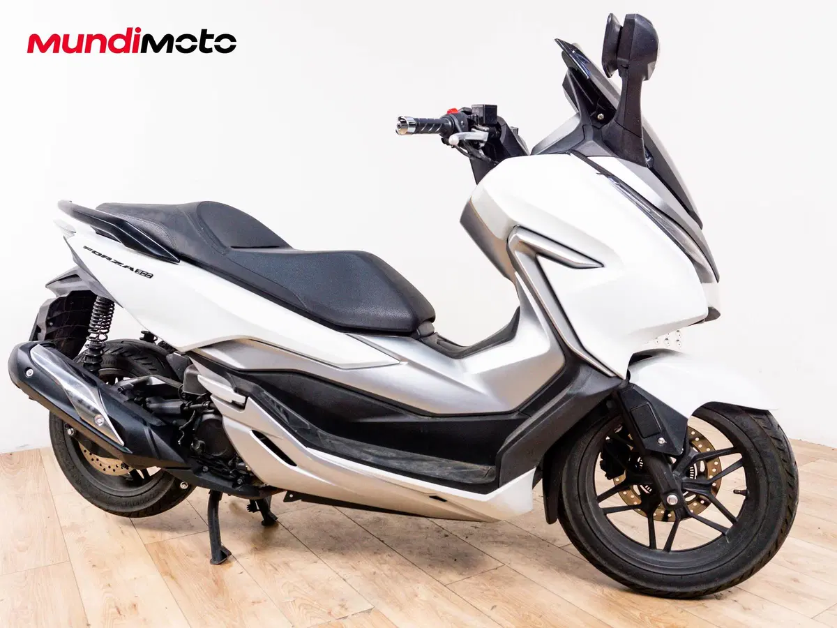 Honda Forza 300 (2019 - 20) (2)