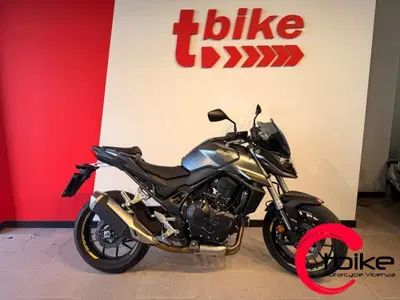 Honda CB 750 Hornet (2023 - 24) usata