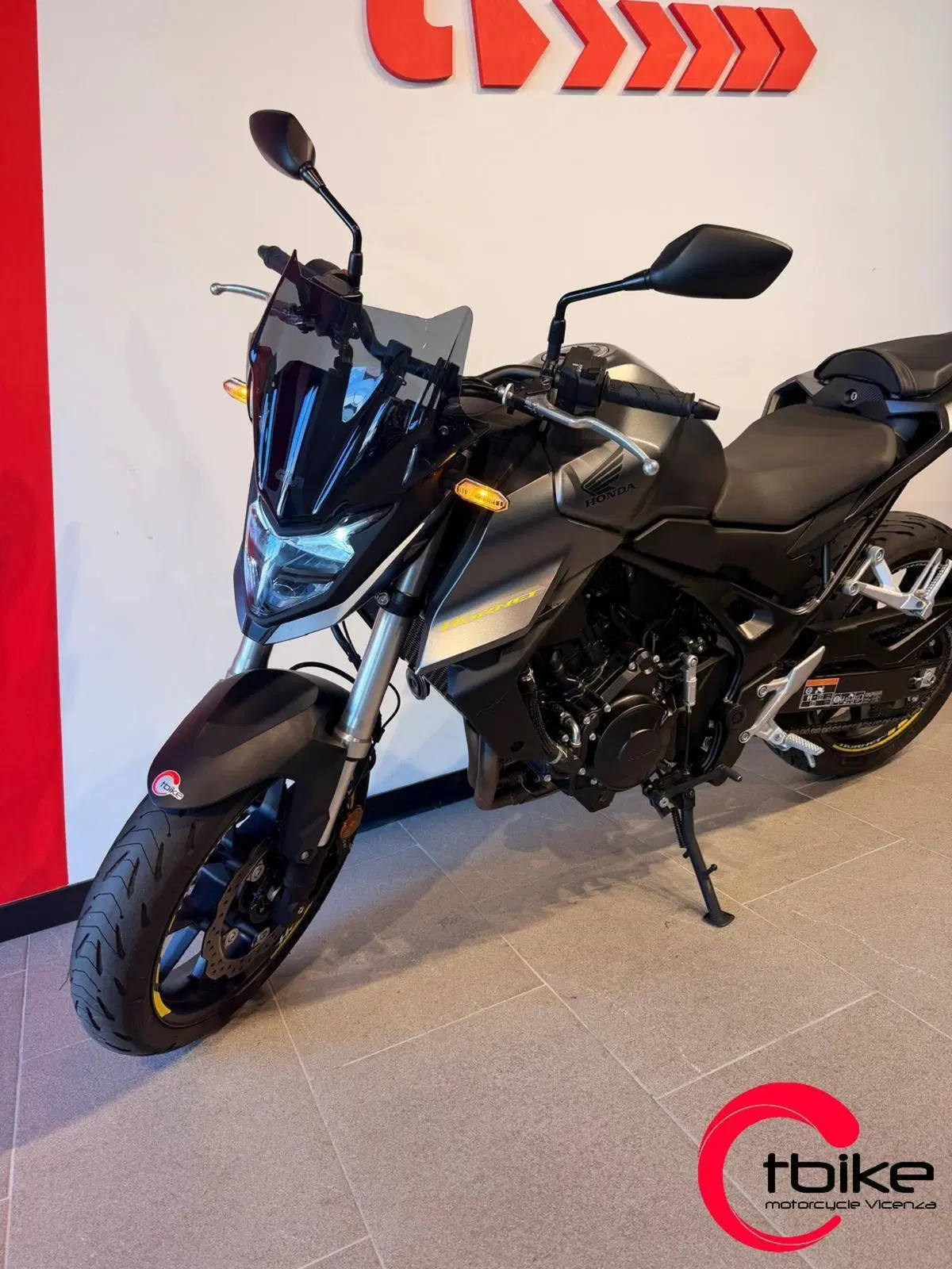 Honda CB 750 Hornet (2023 - 24) (6)