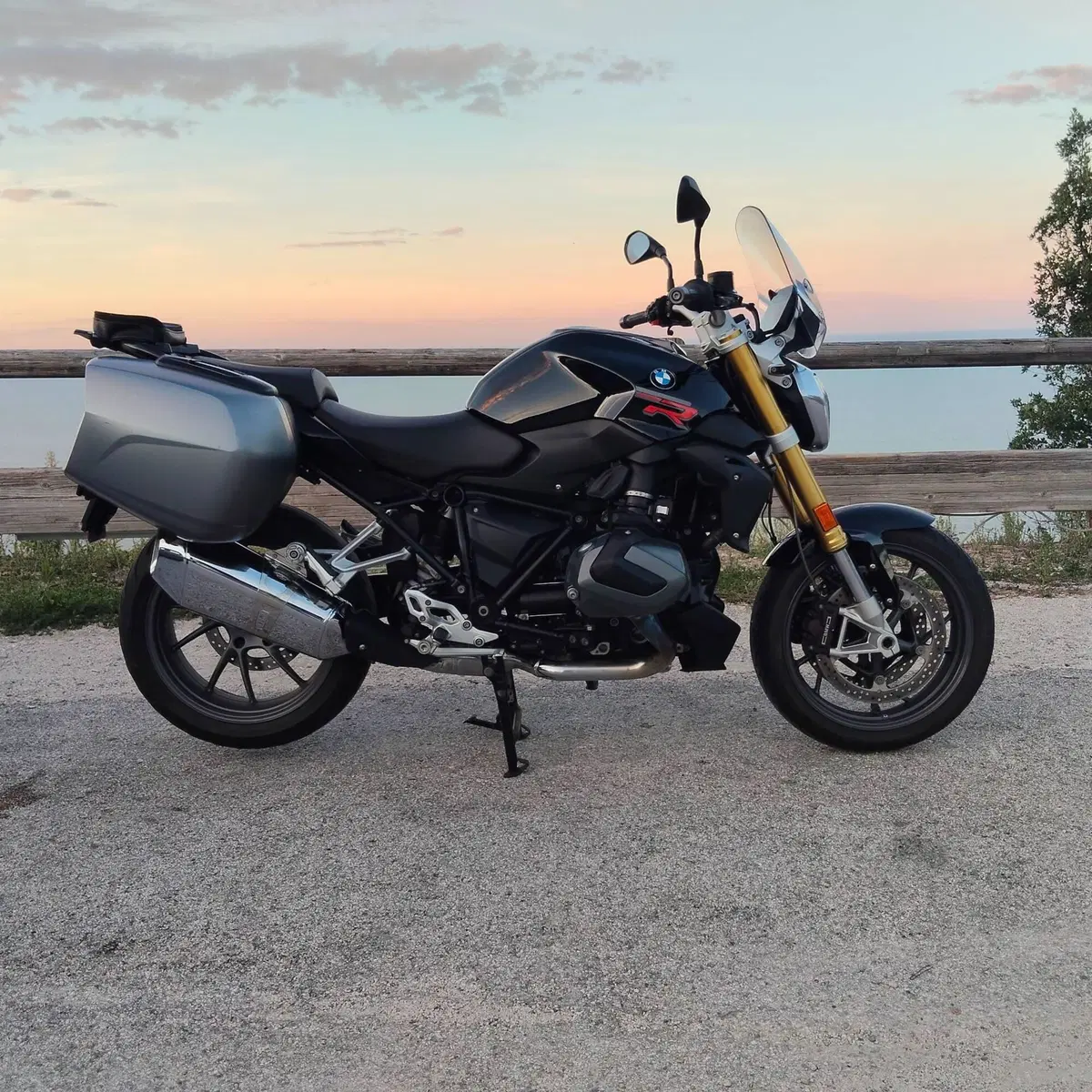 Bmw R 1250 R (2021 - 25)
