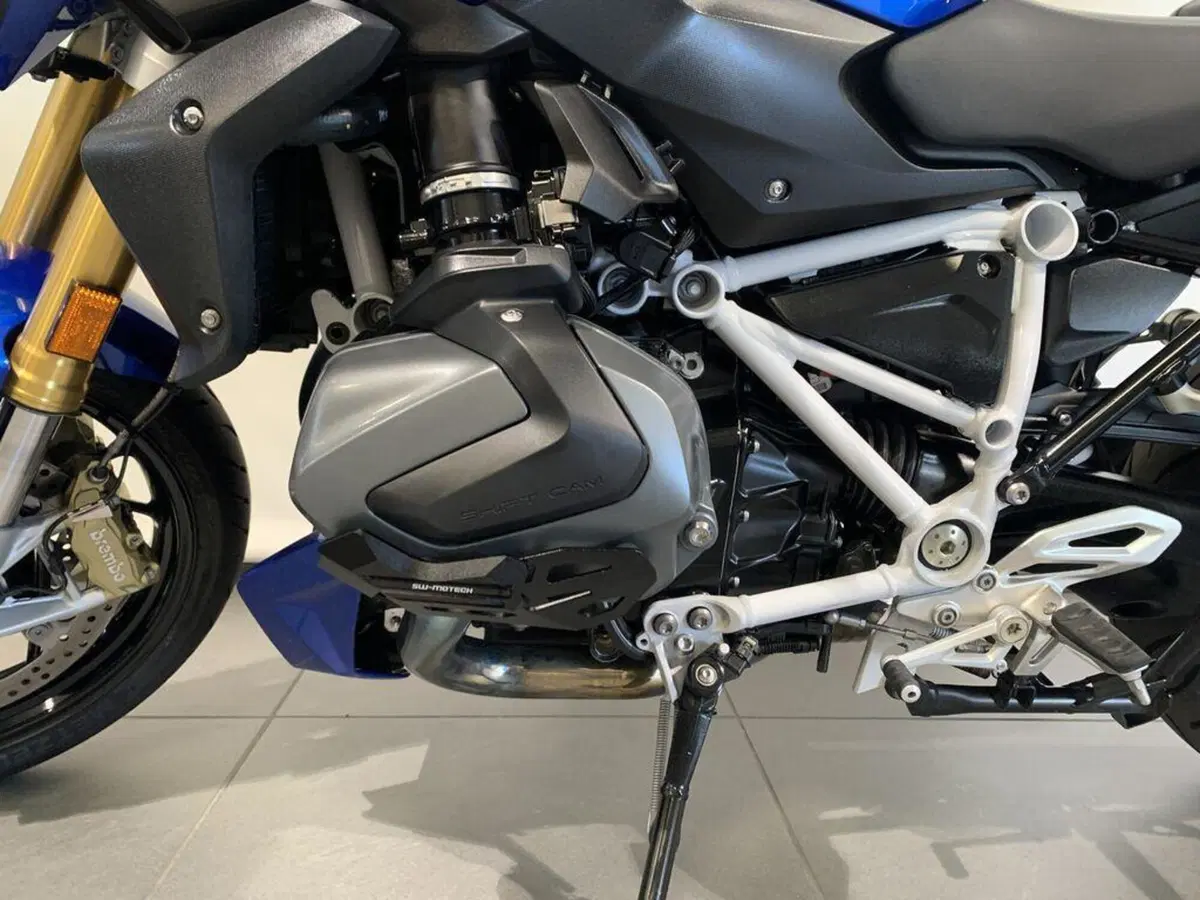 Bmw R 1250 R (2021 - 25) (4)