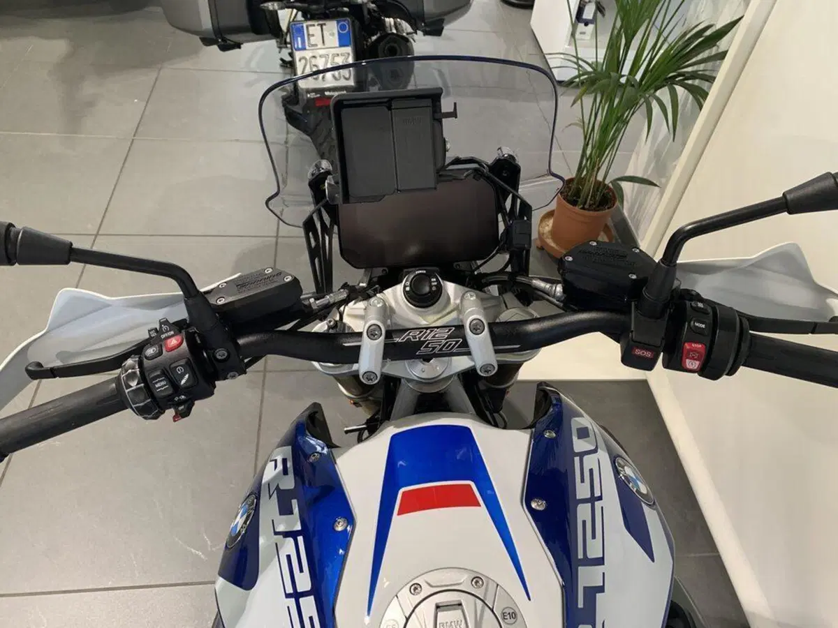 Bmw R 1250 R (2021 - 25) (9)