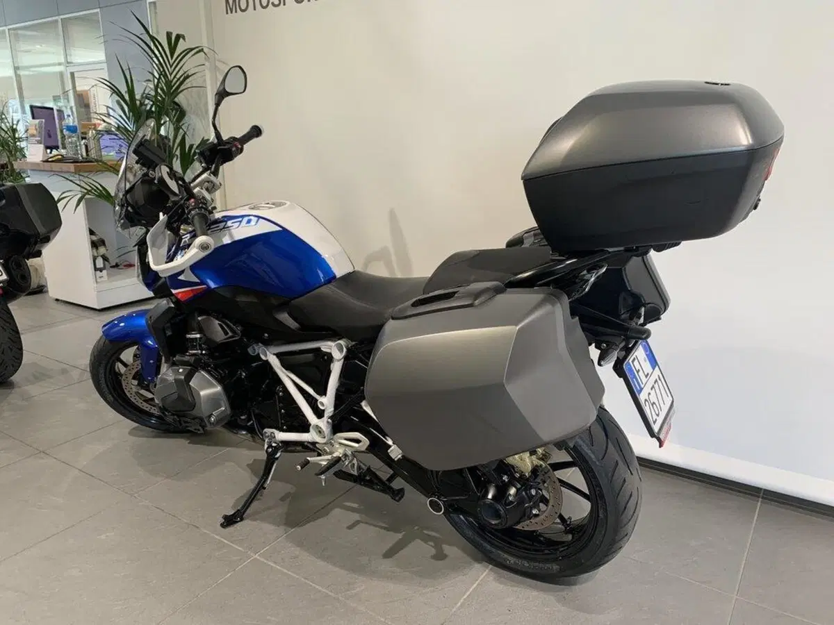 Bmw R 1250 R (2021 - 25) (3)