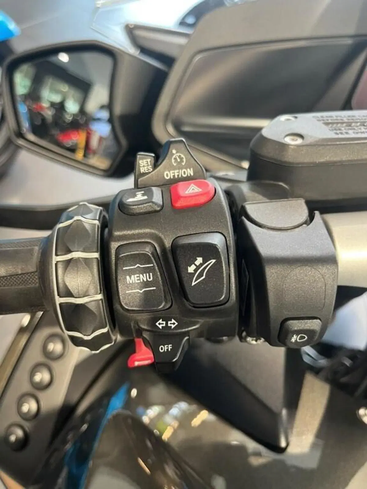 Bmw R 1250 RT (2021 - 25) (3)