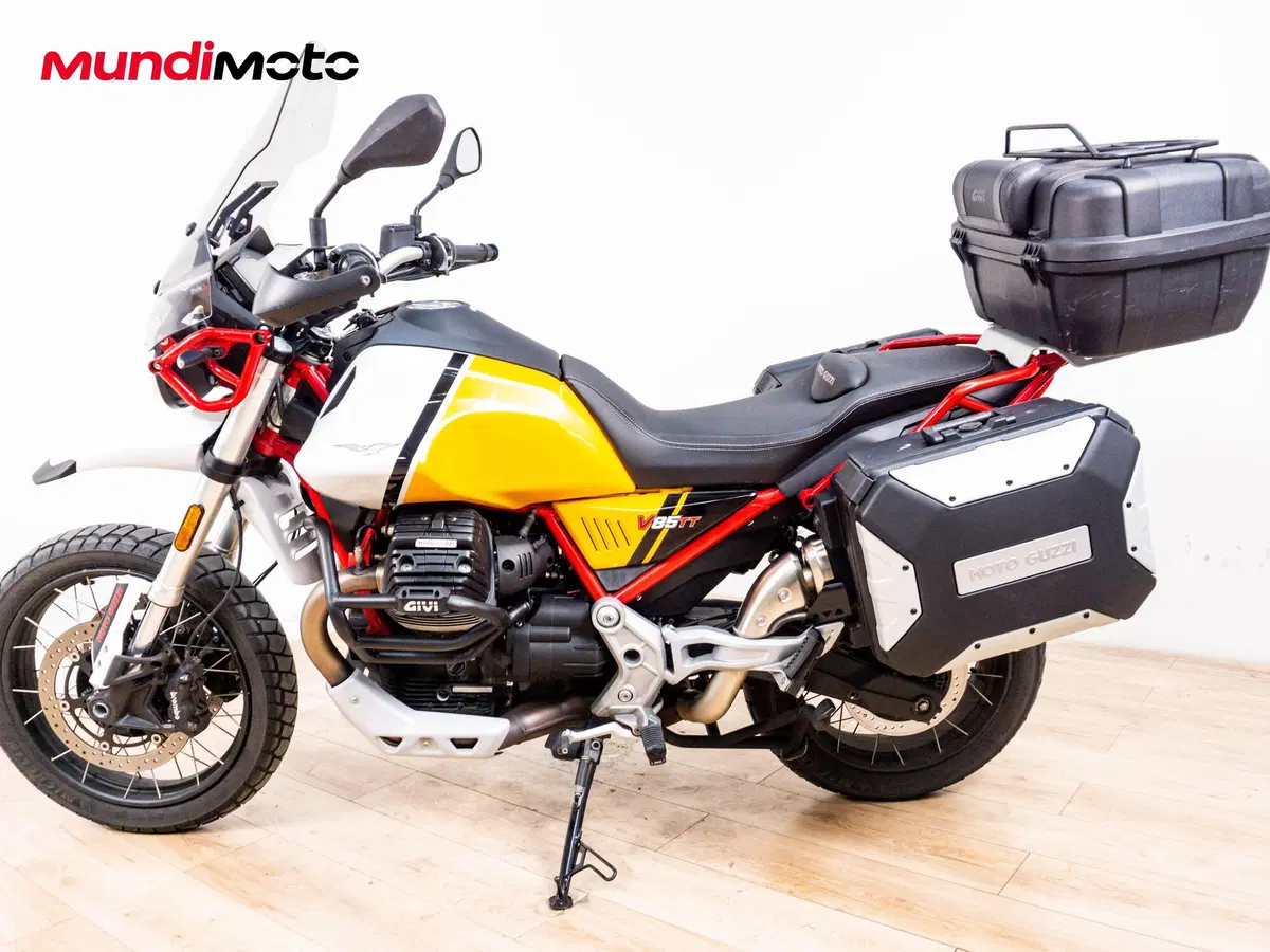 Moto Guzzi V85 TT Evocative Graphics (2019 - 20) (6)