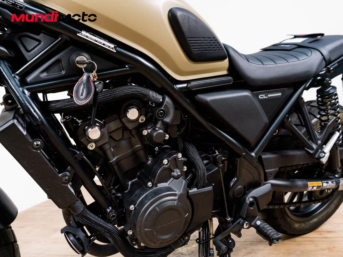 Honda CB 500 Hornet (2026) (9)