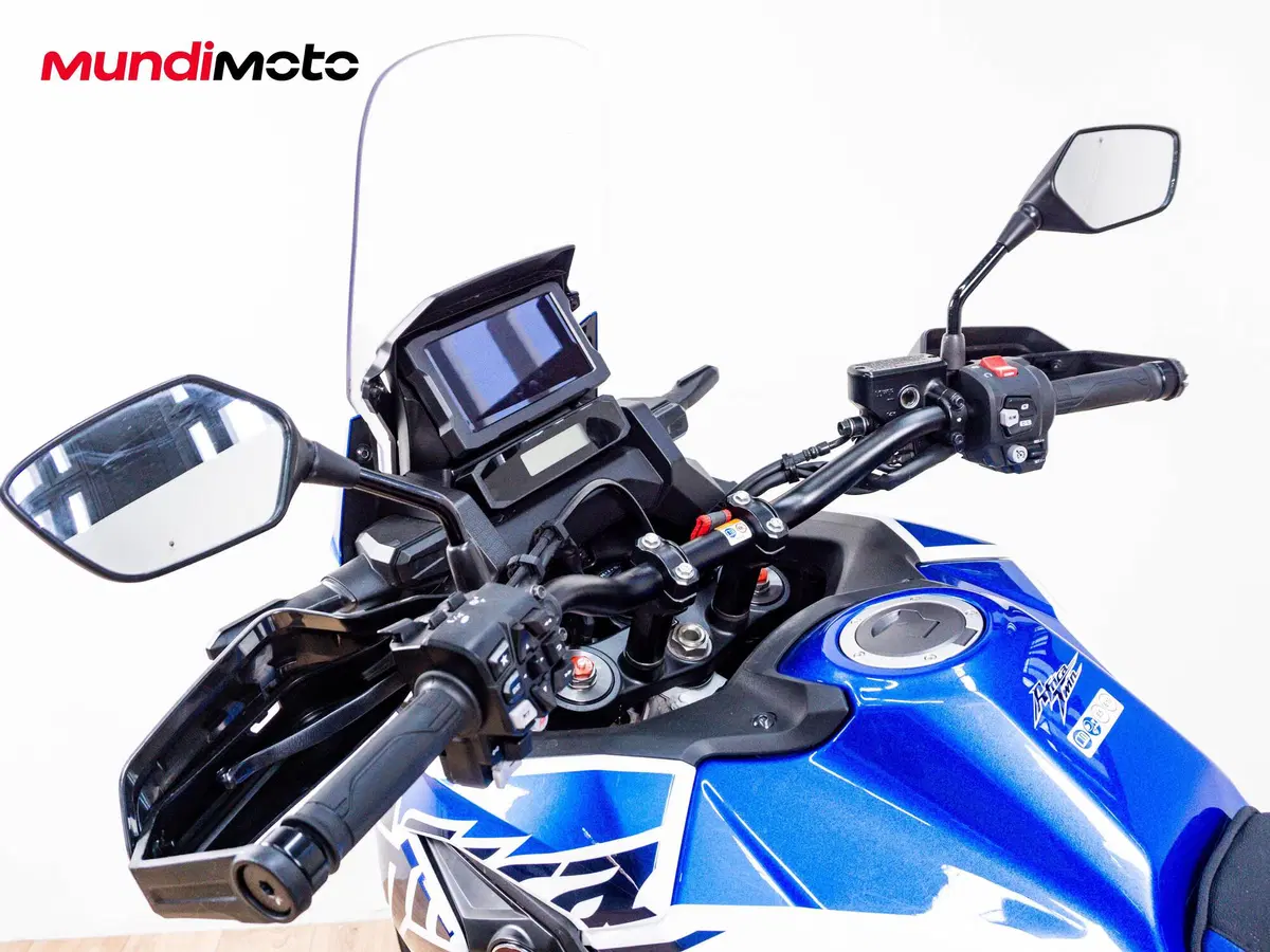 Honda Africa Twin CRF 1100L DCT (2022 - 23) (11)